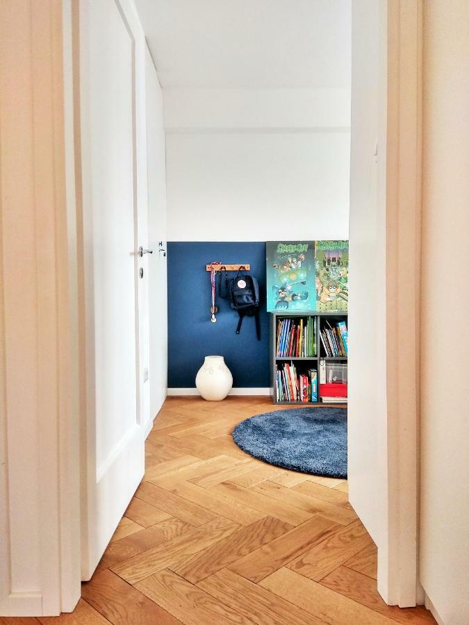 Poet's Street Apartment Zagreb Buitenkant foto