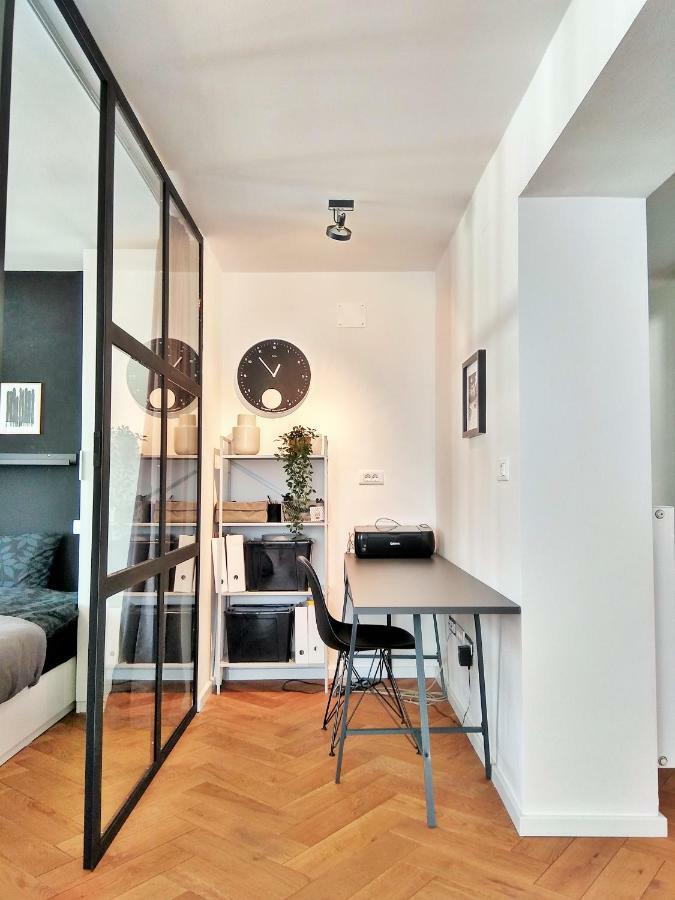 Poet's Street Apartment Zagreb Buitenkant foto